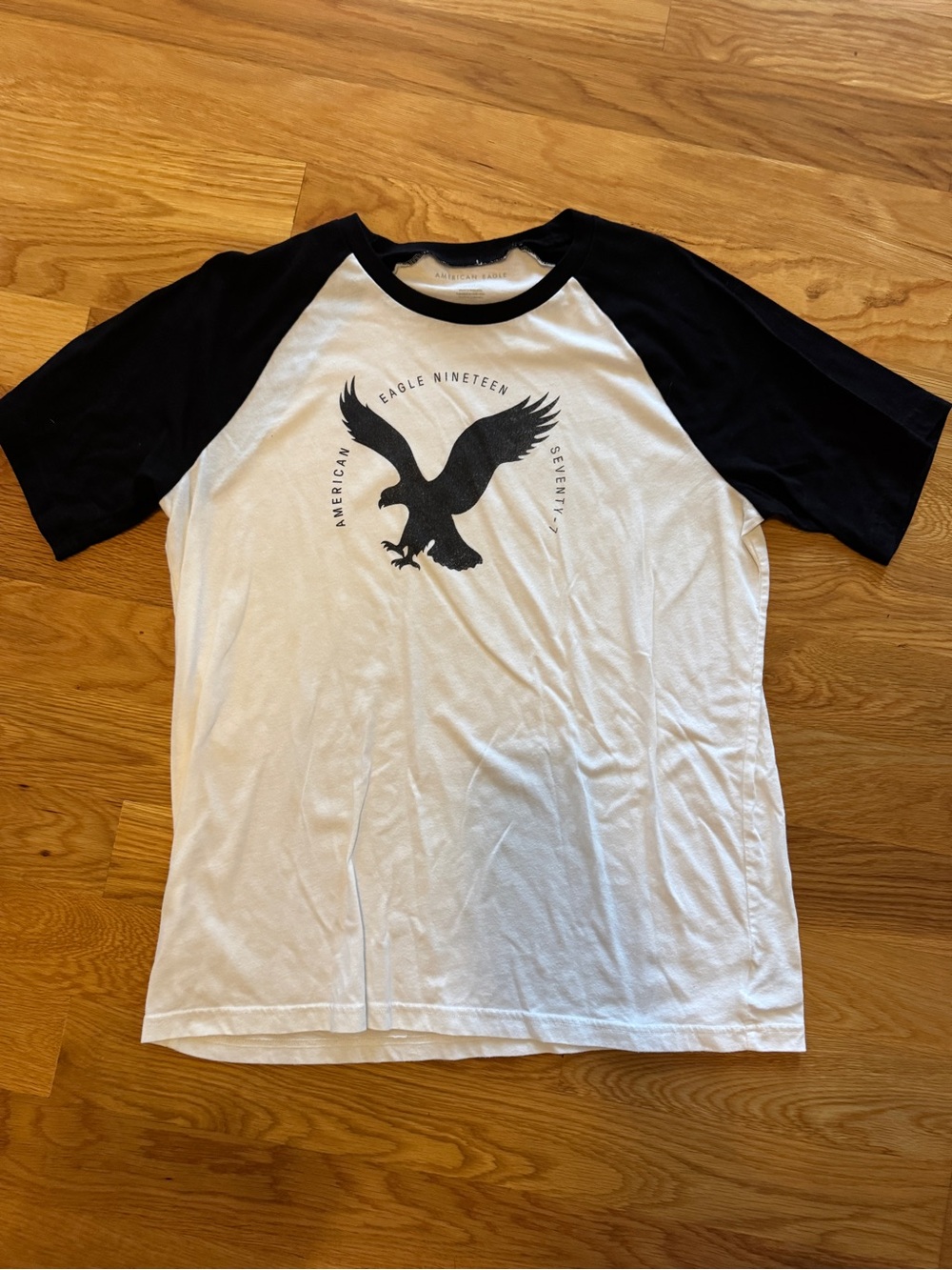 American Eagle Outfitters Men’s White and Black Raglan Graphic Tee